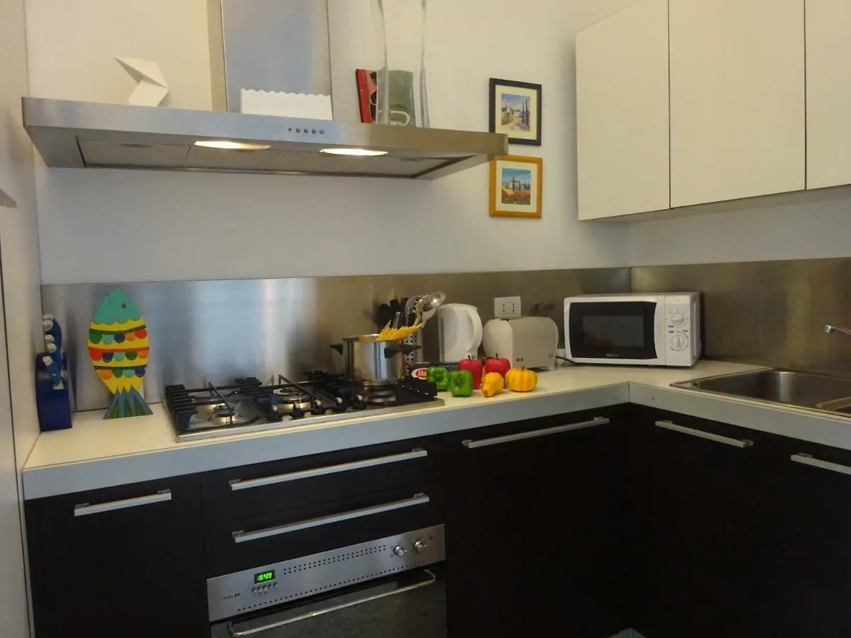 Riva Di Faggeto Lario Apartman Olaszország