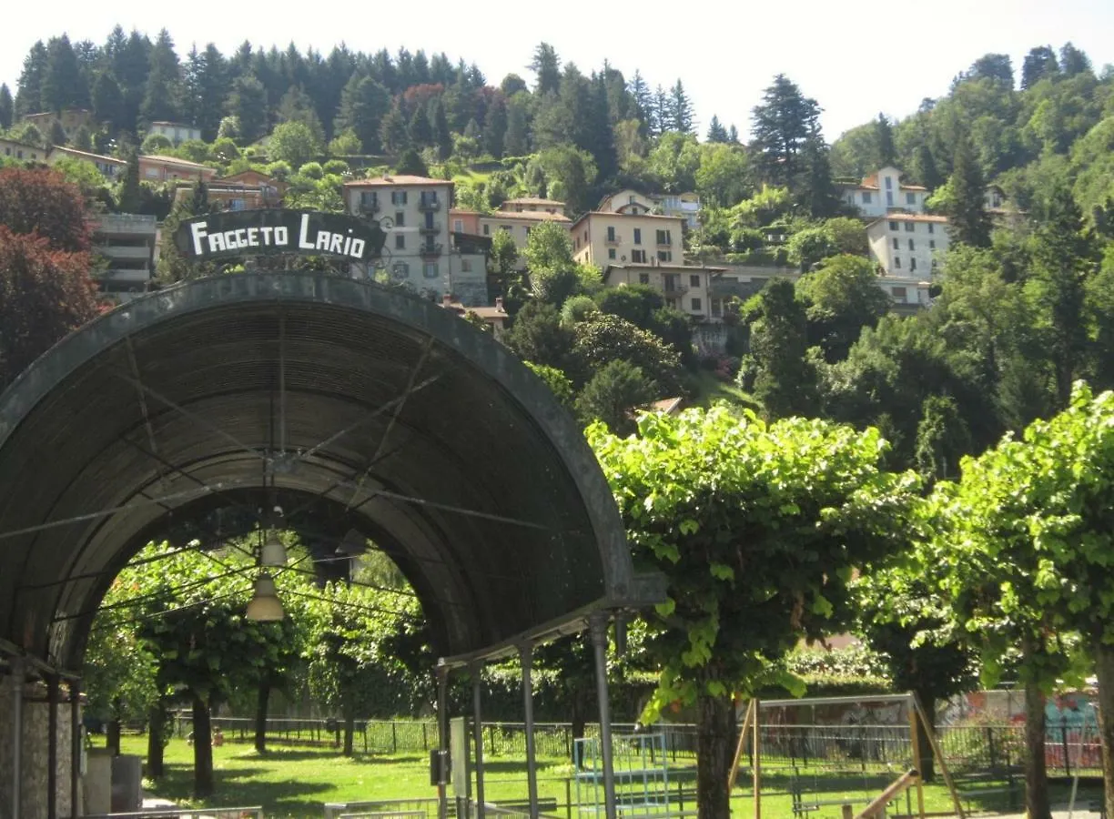 Riva Di Faggeto Lario Apartman